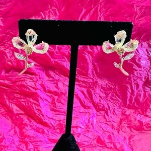Elegant Floral Crystal Earrings